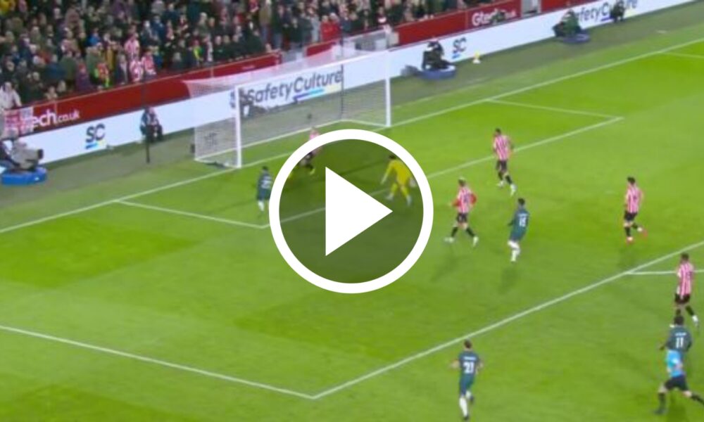 (Video) Watch Darwin Nunez Unlucky To Not Score After Mo Salah’s Brilliant Pass