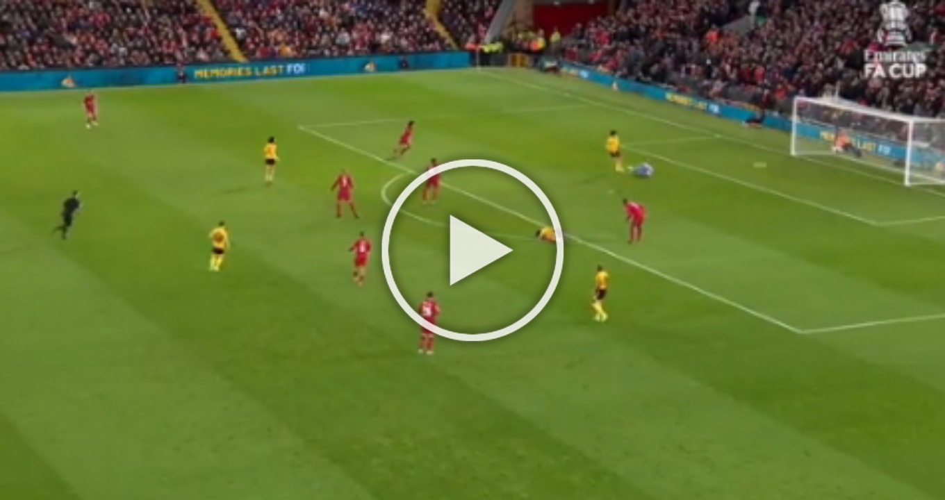 (VIDEO) Goal!! Alisson's horrible Error gifts Wolves goal as Guedes scores against Liverpool 1 Sportelo